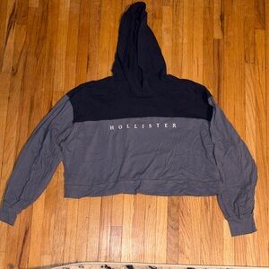 Hollister Colorblock Cropped Hoodie in Navy and Gray